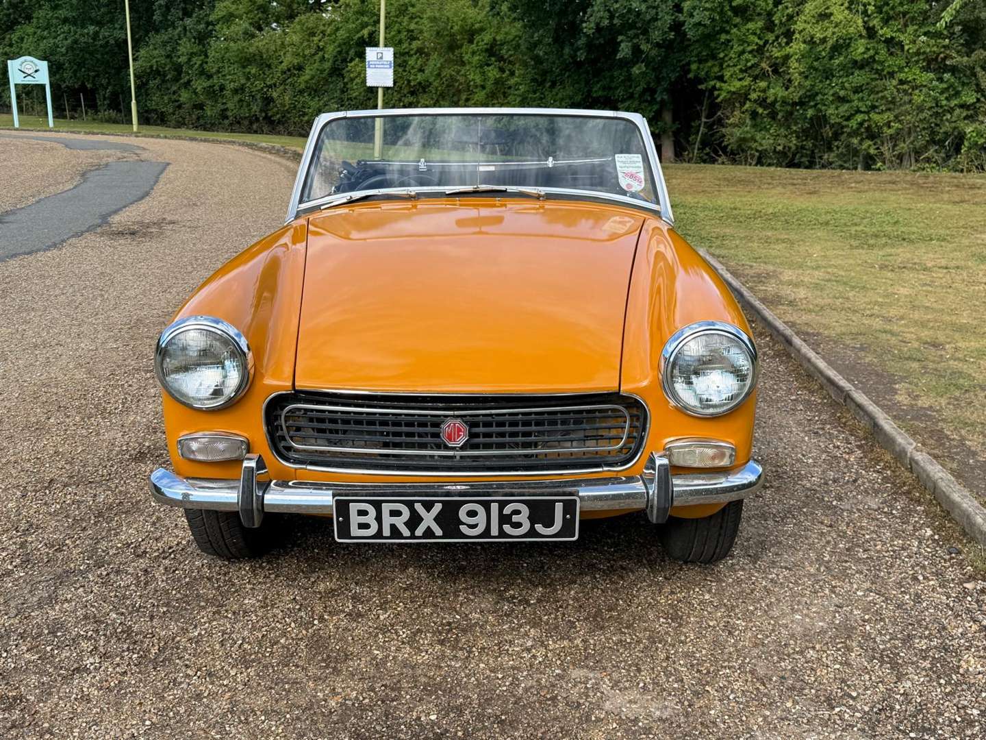 <p>1971 MG MIDGET</p>