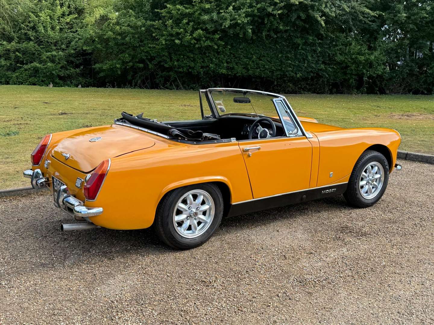 <p>1971 MG MIDGET</p>