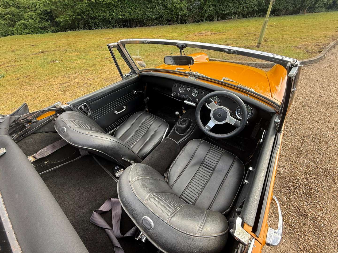 <p>1971 MG MIDGET</p>