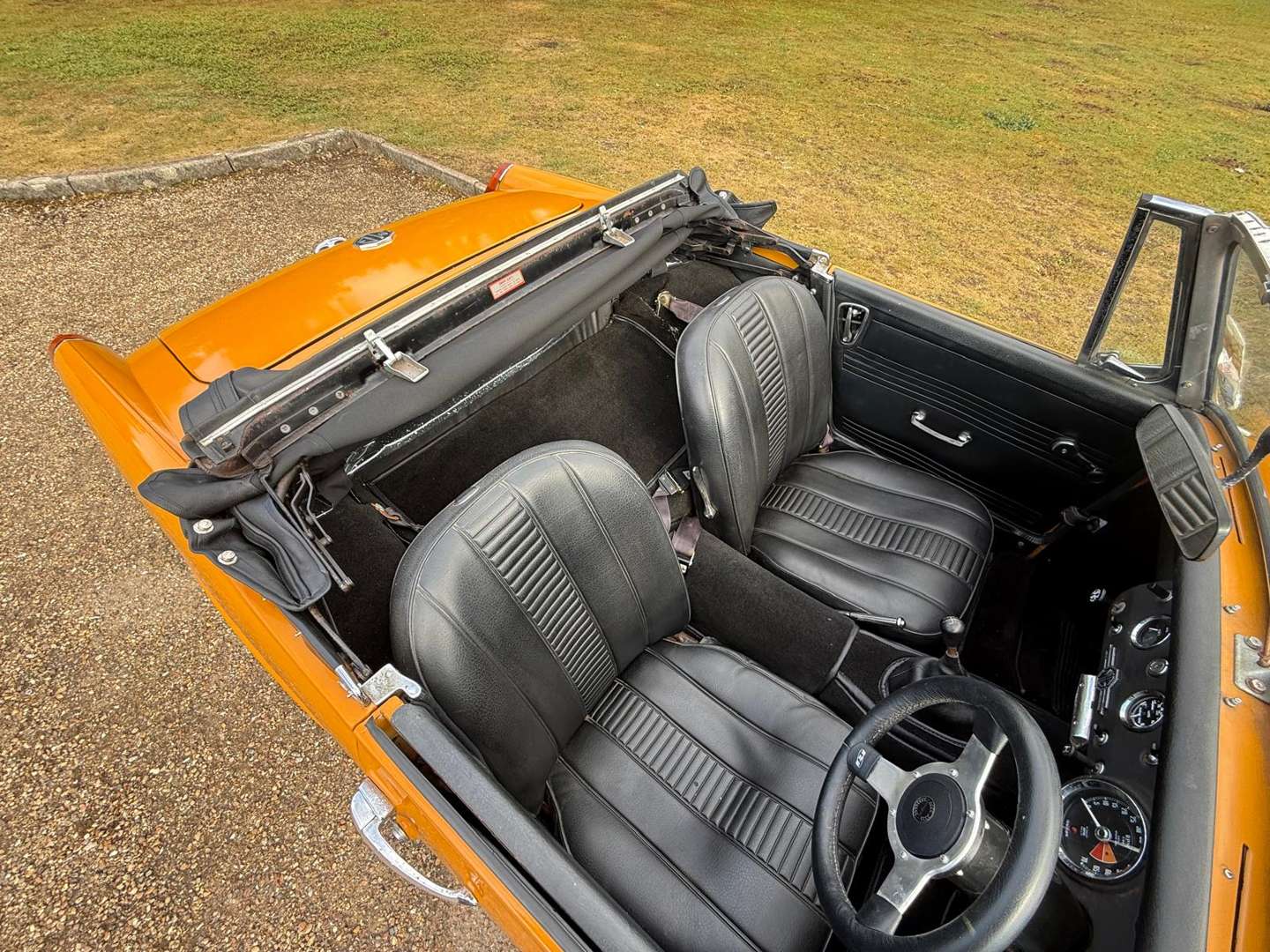 <p>1971 MG MIDGET</p>