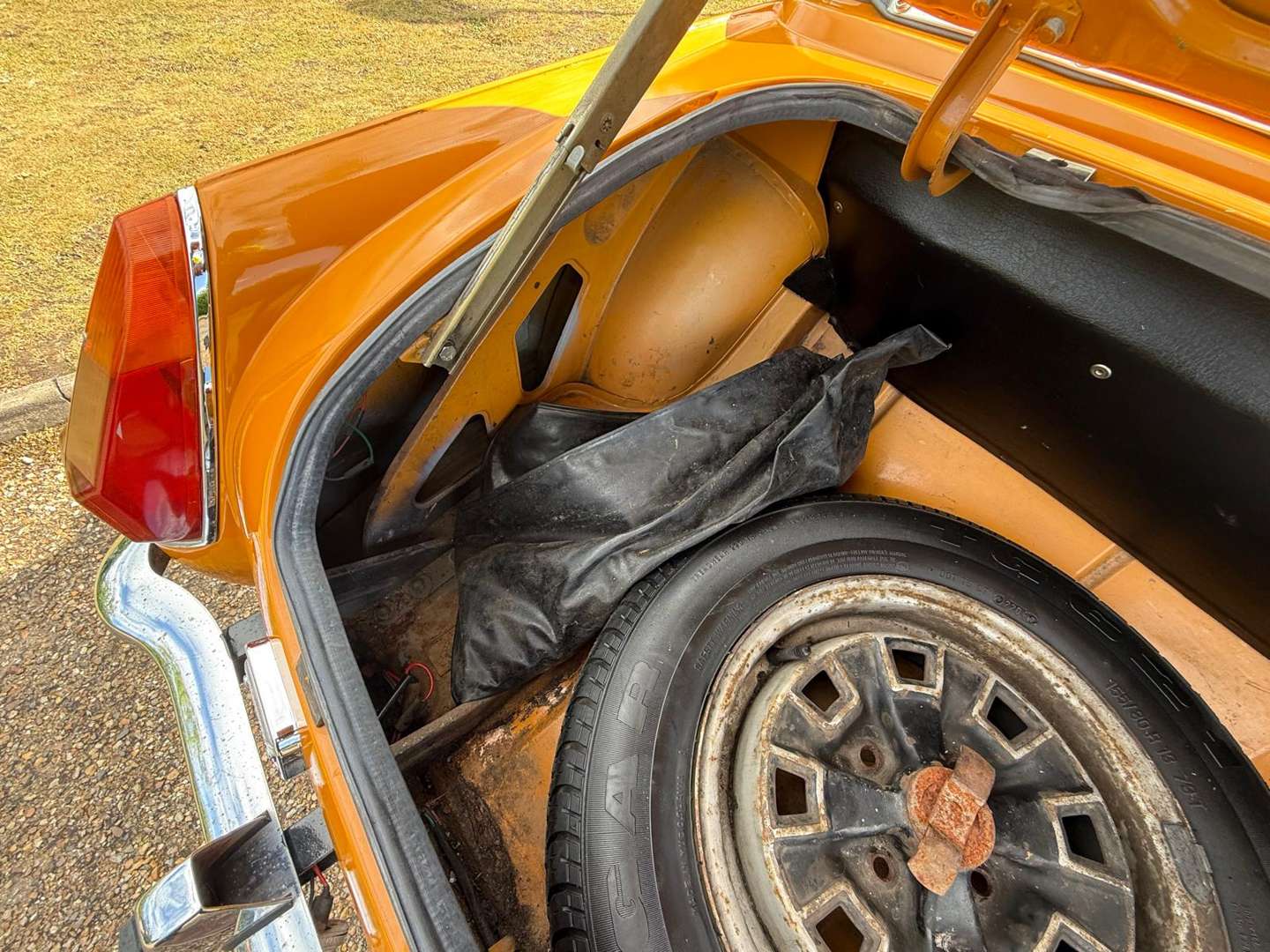 <p>1971 MG MIDGET</p>