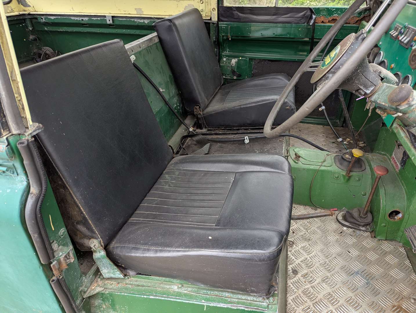 <p>1959 LAND ROVER SERIES II SWB</p>