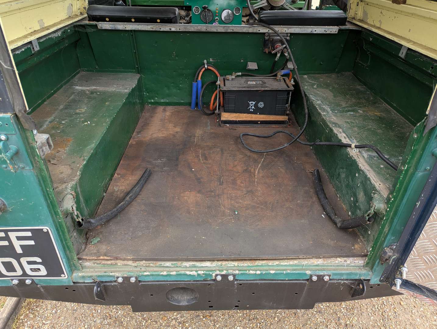 <p>1959 LAND ROVER SERIES II SWB</p>