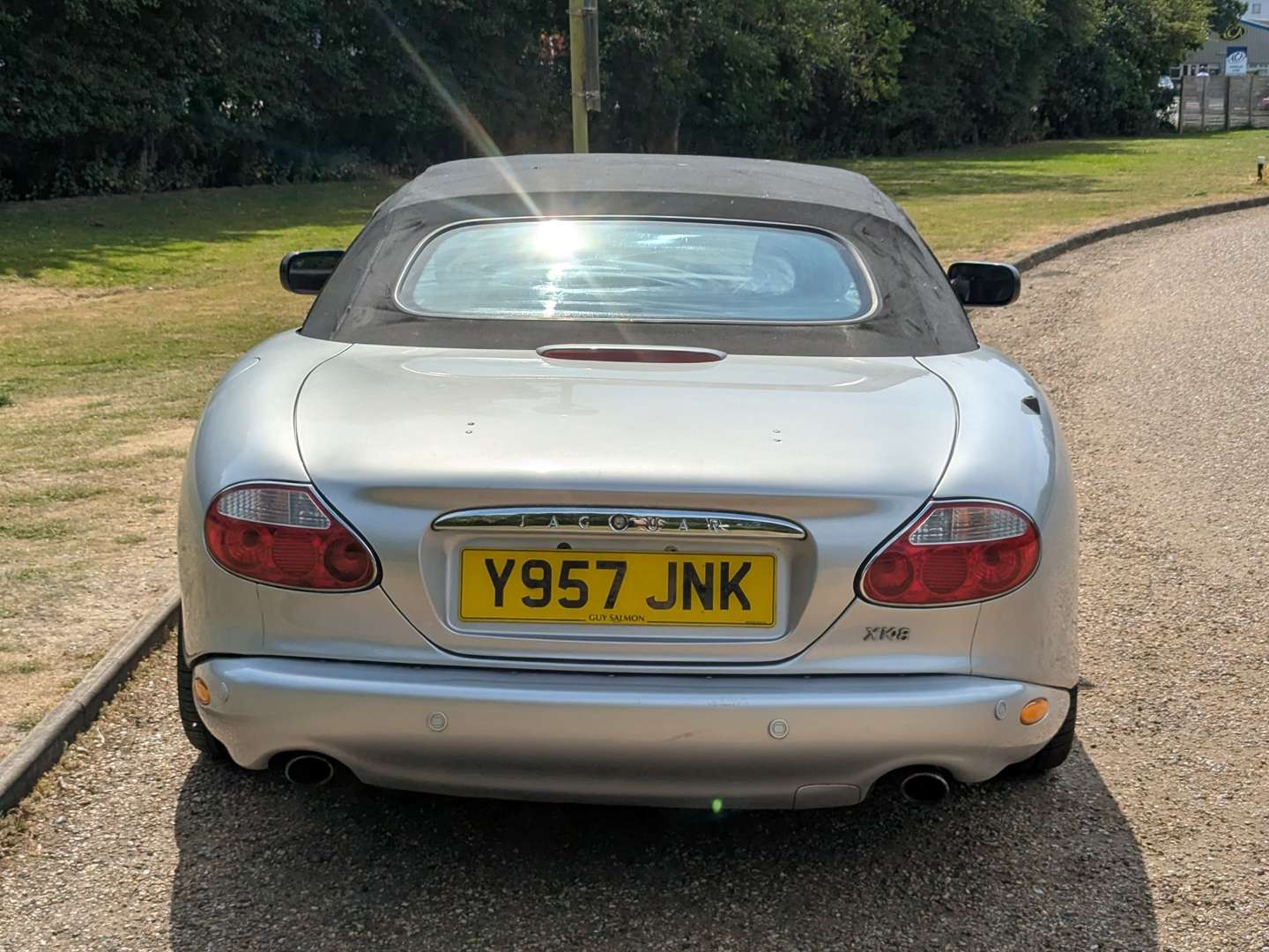 <p>2001 JAGUAR XK8 4.0 CONVERTIBLE</p>