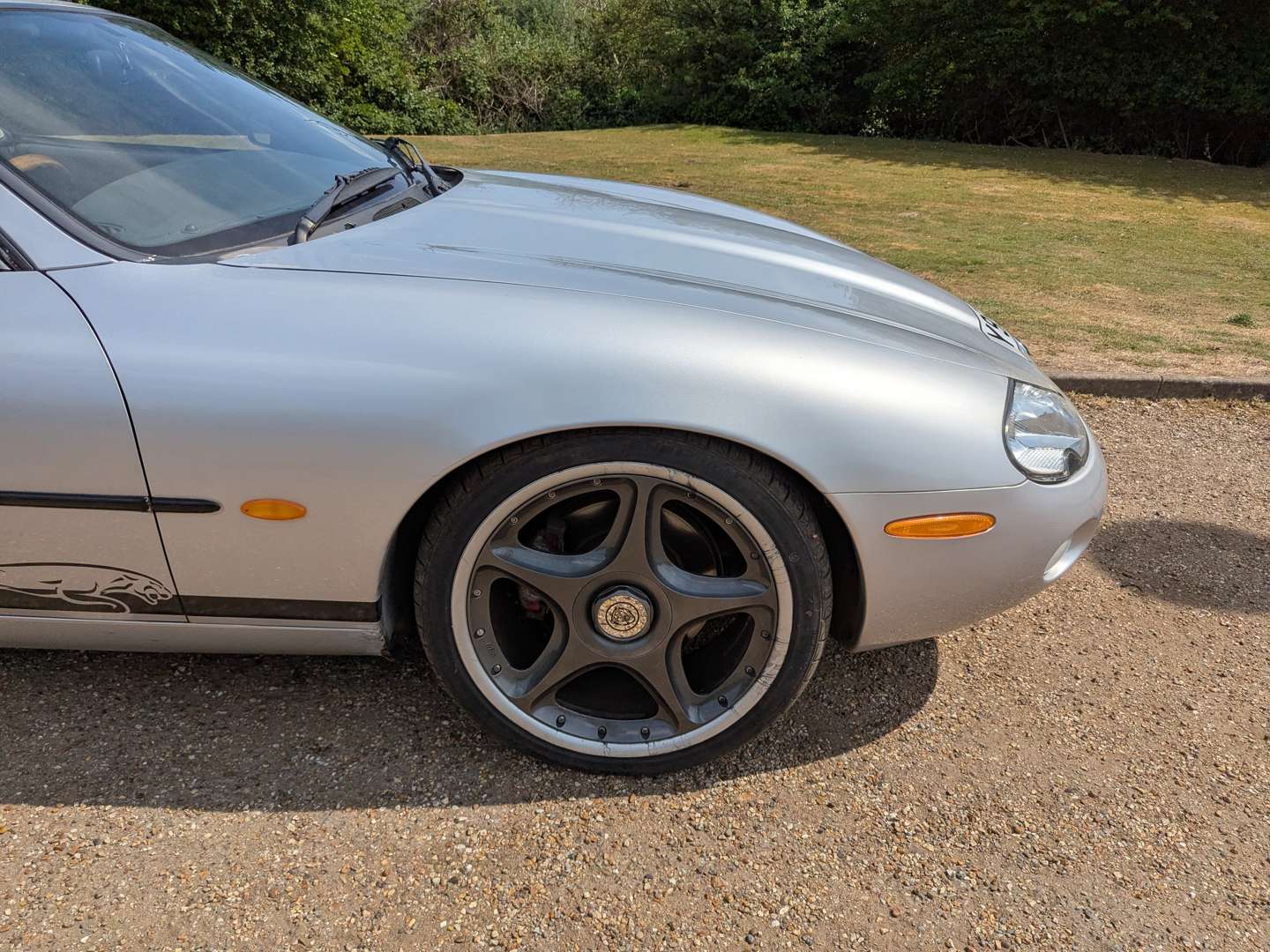 <p>2001 JAGUAR XK8 4.0 CONVERTIBLE</p>
