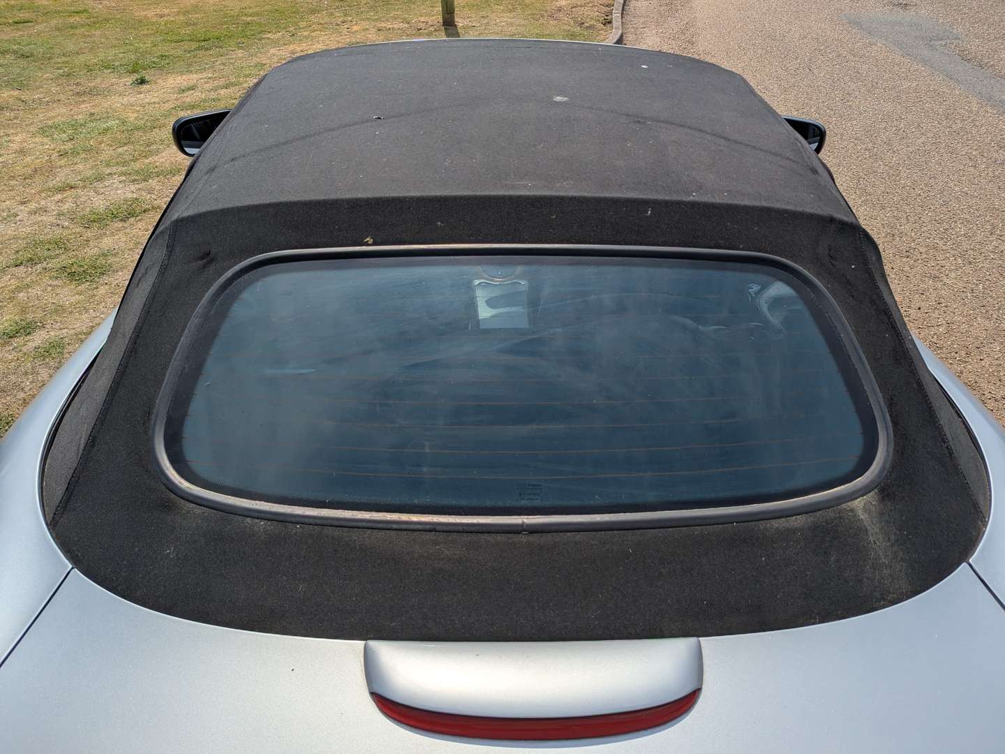 <p>2001 JAGUAR XK8 4.0 CONVERTIBLE</p>