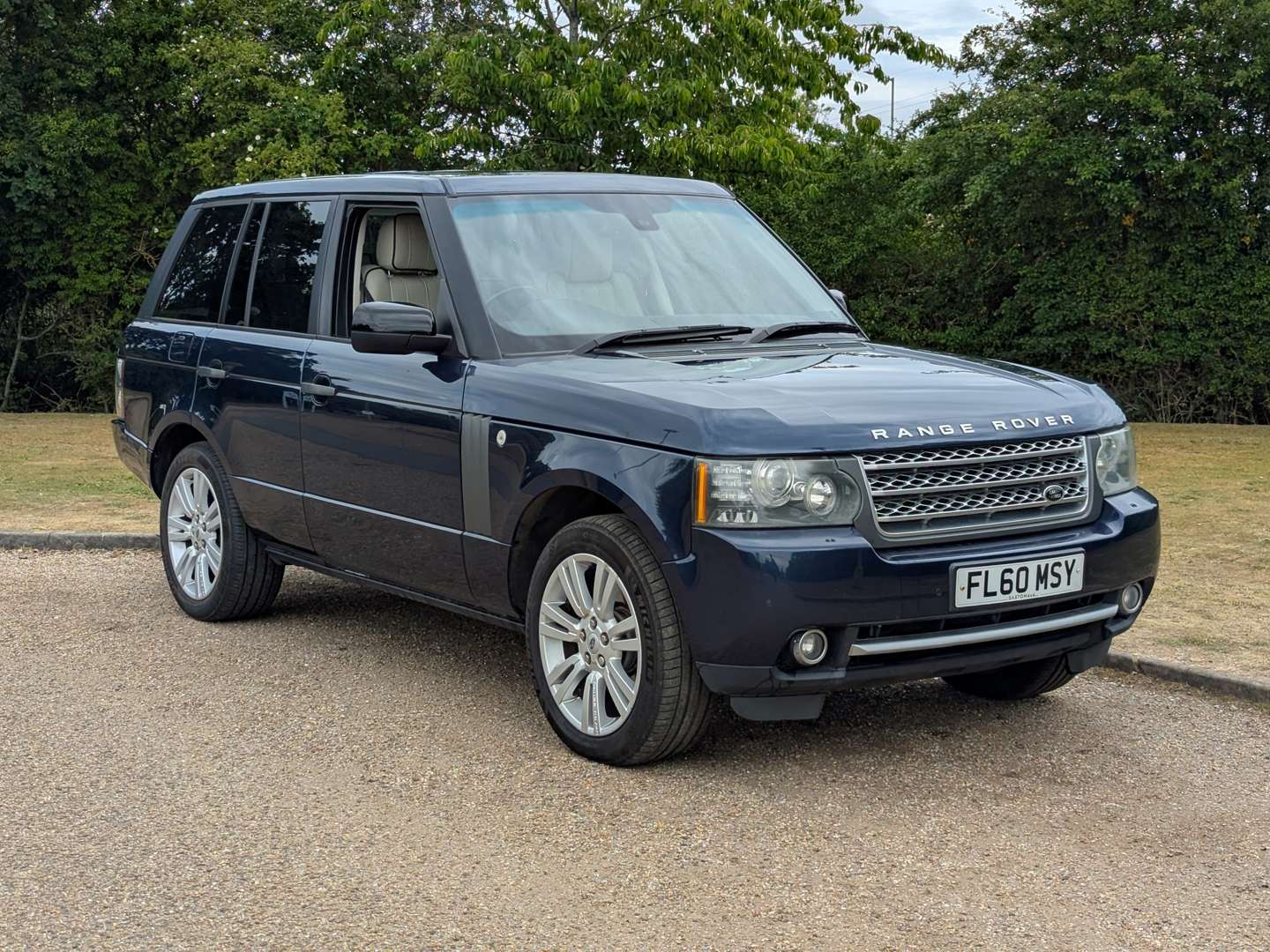 <p>2010 RANGE ROVER VOGUE TDV8 AUTO</p>