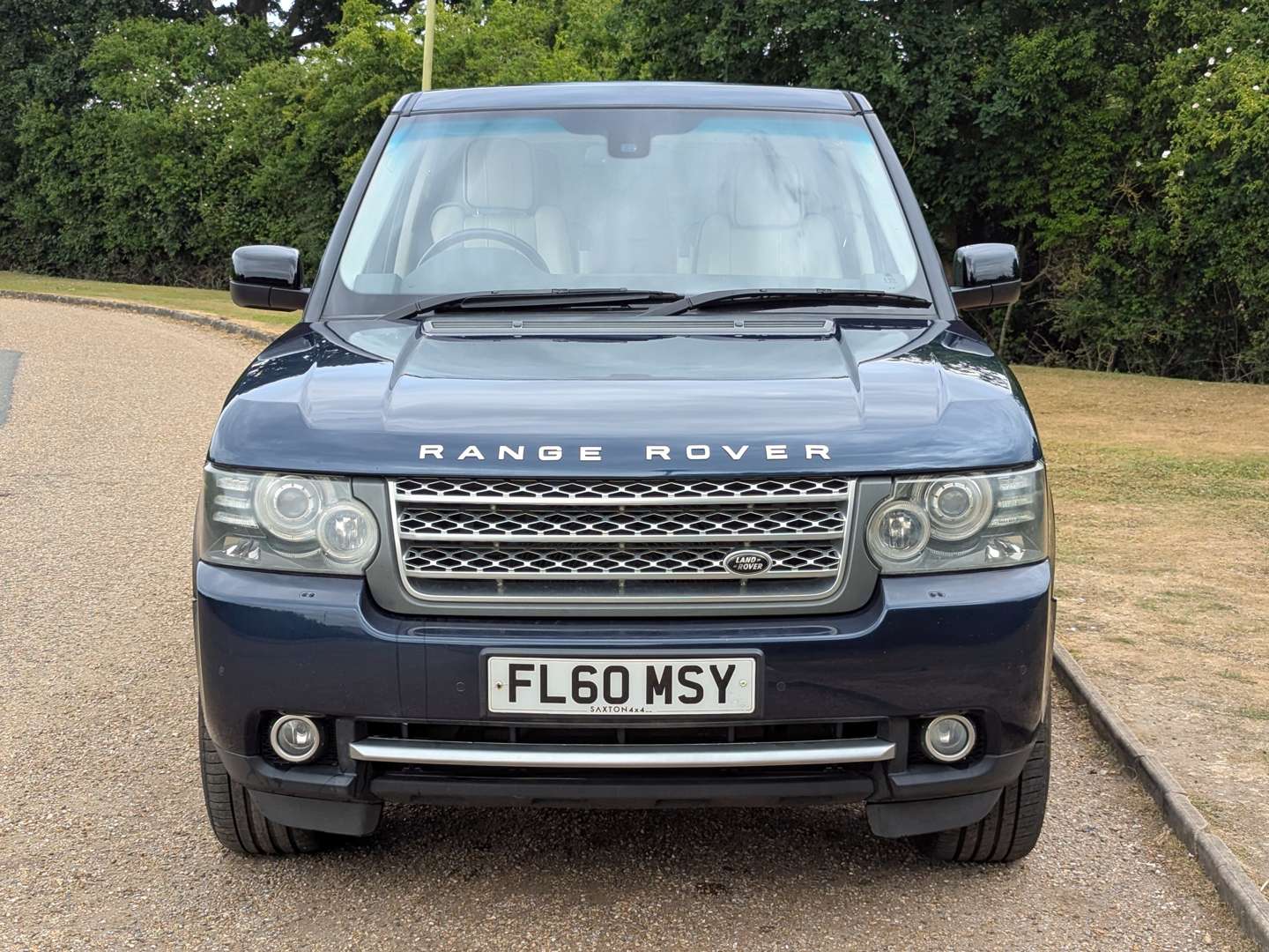 <p>2010 RANGE ROVER VOGUE TDV8 AUTO</p>