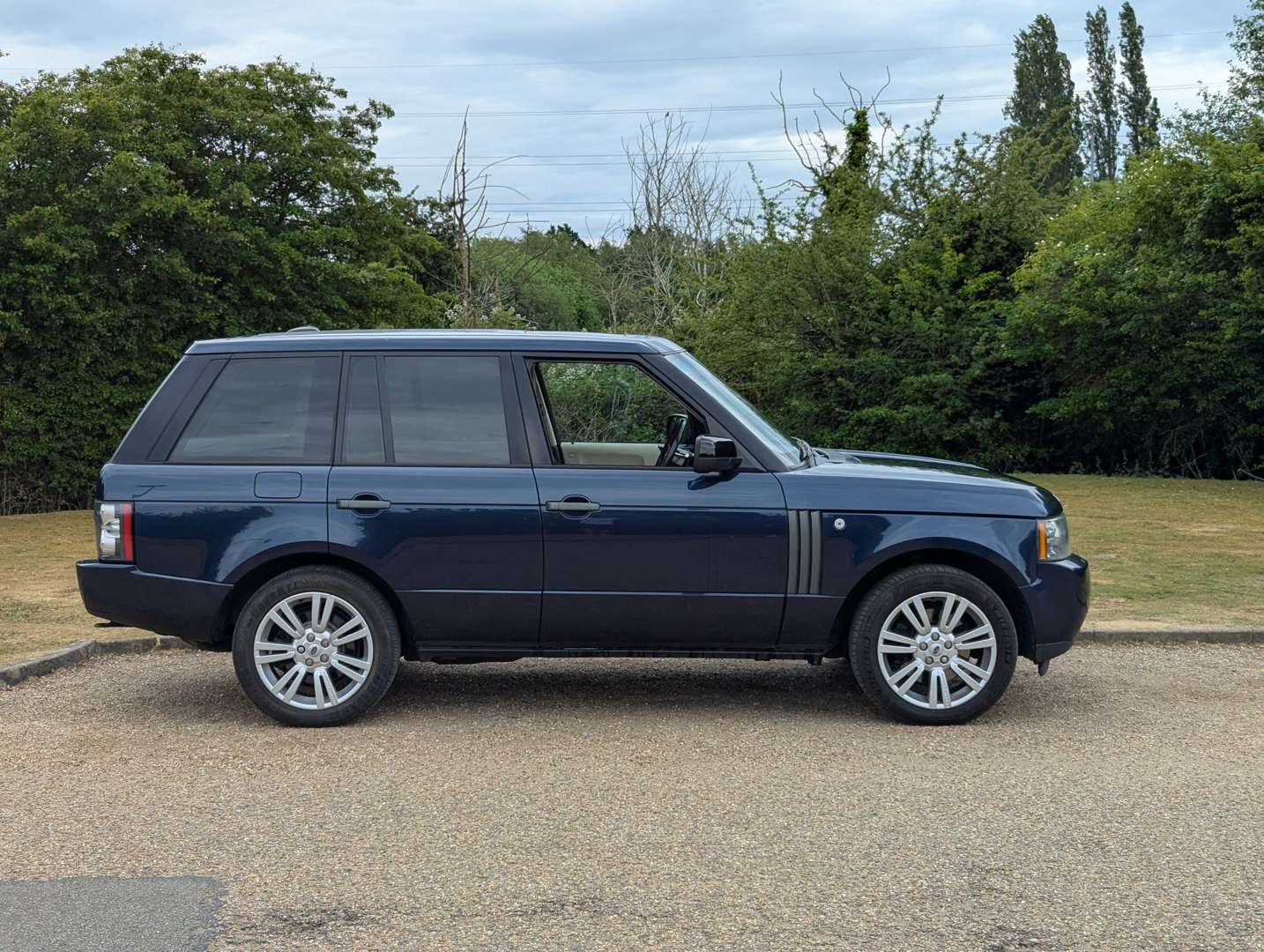 <p>2010 RANGE ROVER VOGUE TDV8 AUTO</p>