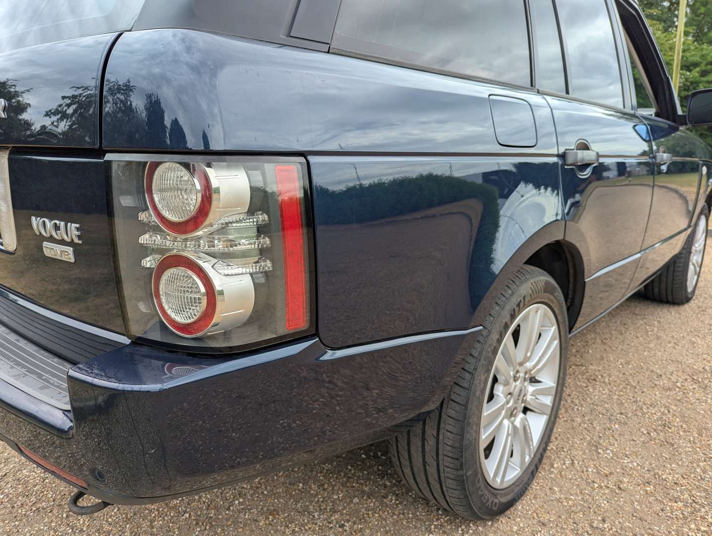 <p>2010 RANGE ROVER VOGUE TDV8 AUTO</p>