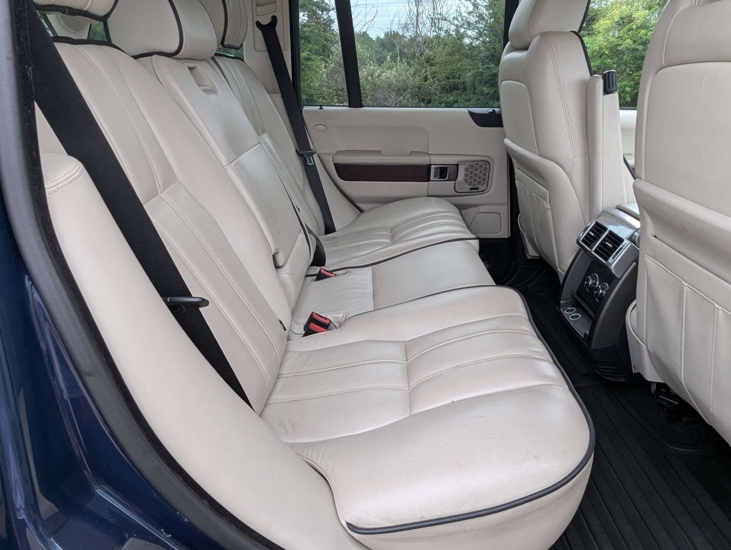 <p>2010 RANGE ROVER VOGUE TDV8 AUTO</p>