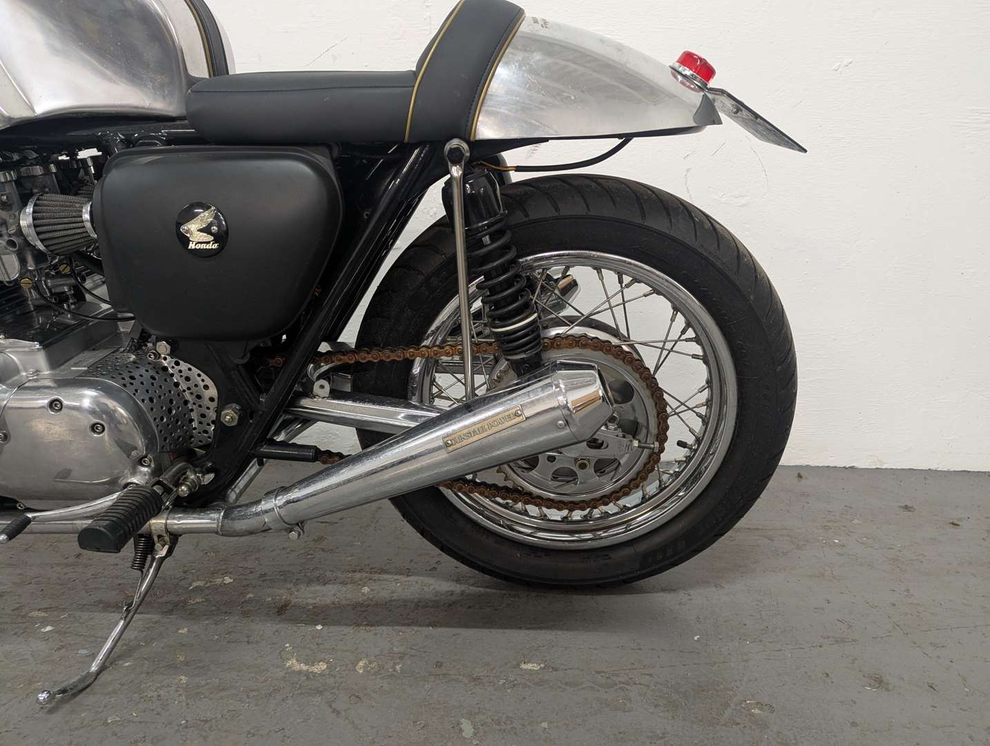 <p>1971 HONDA CB750 CAFE RACER</p>