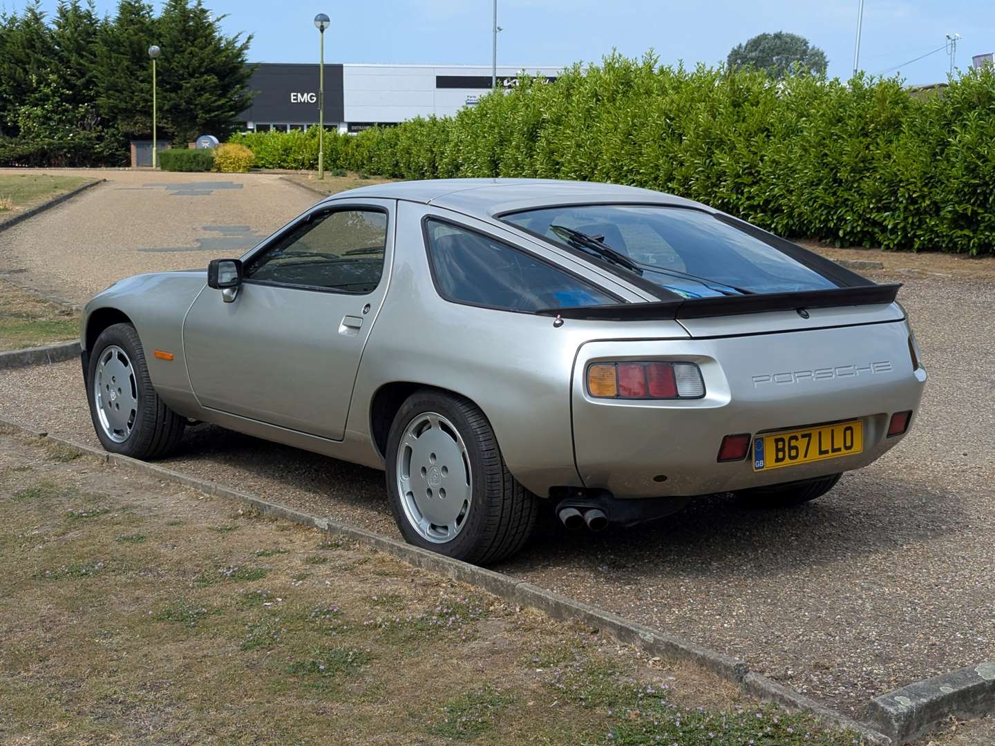 <p>1984 PORSCHE 928 S AUTO</p>
