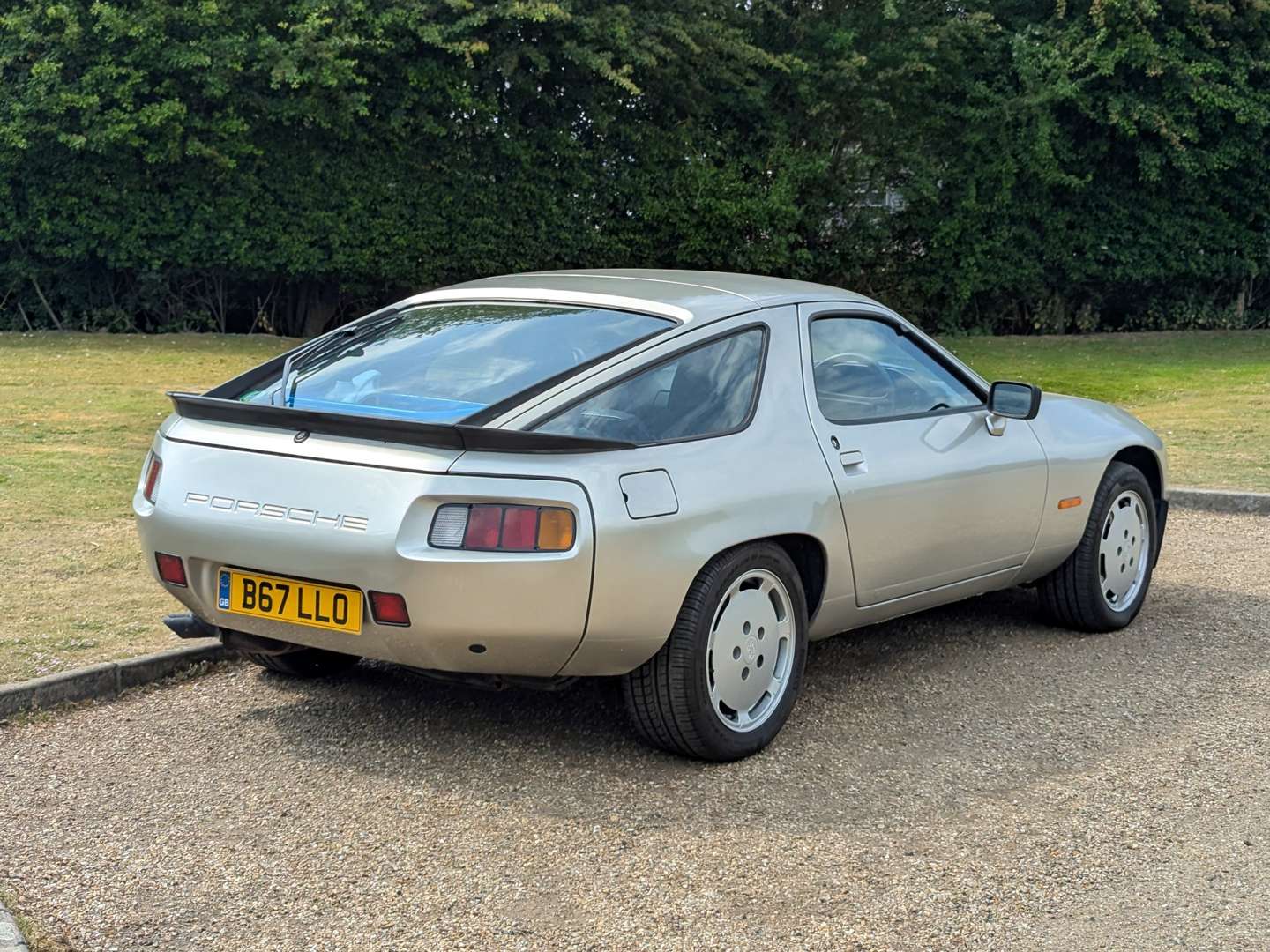 <p>1984 PORSCHE 928 S AUTO</p>