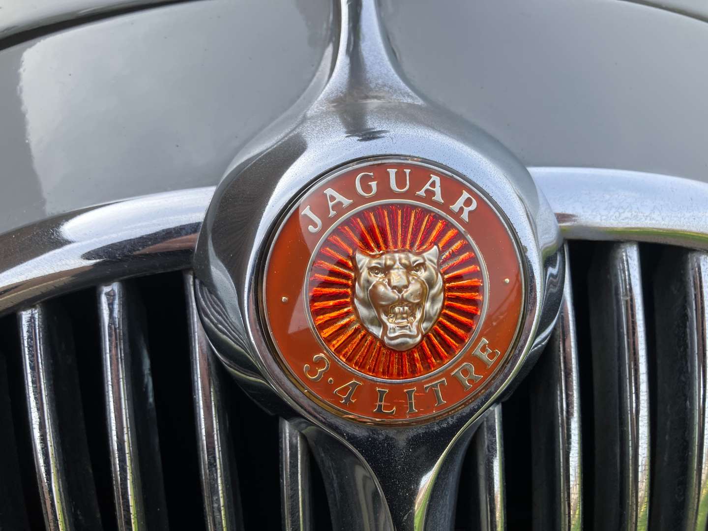 <p>1966 JAGUAR 3.4 MKII</p>