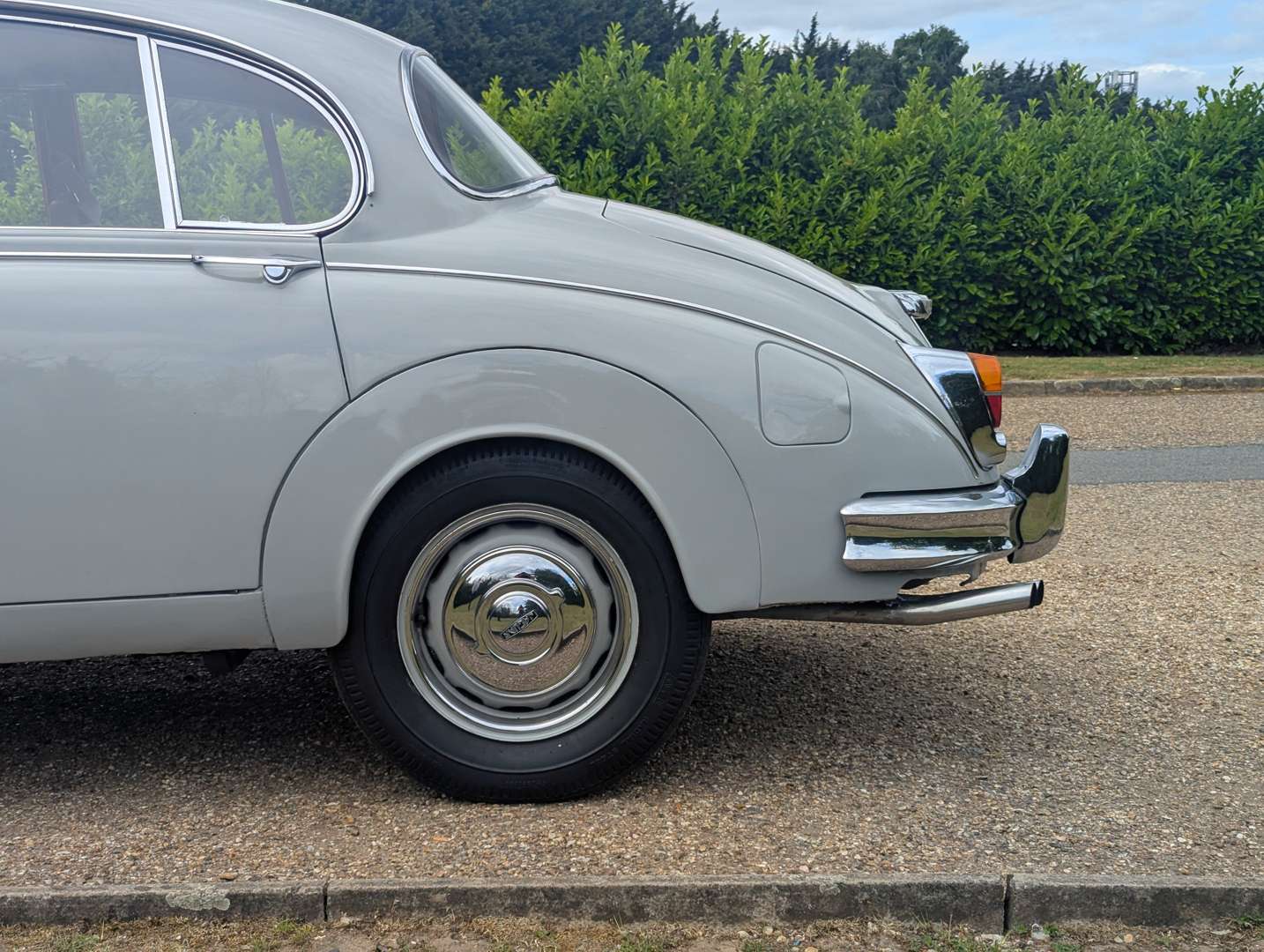 <p>1966 JAGUAR 3.4 MKII</p>