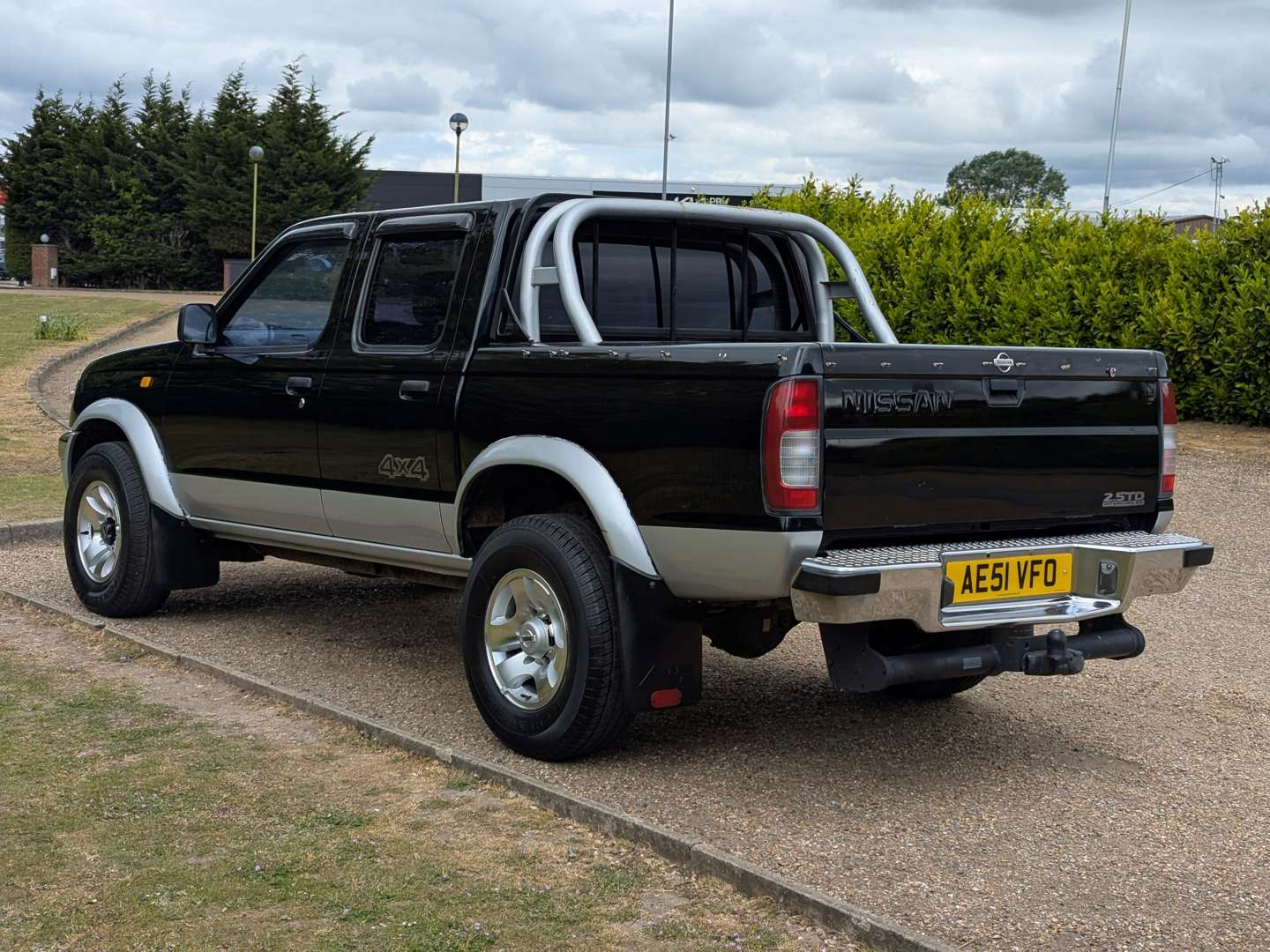 <p>2001 NISSAN NAVARA DOUBLE CAB</p>