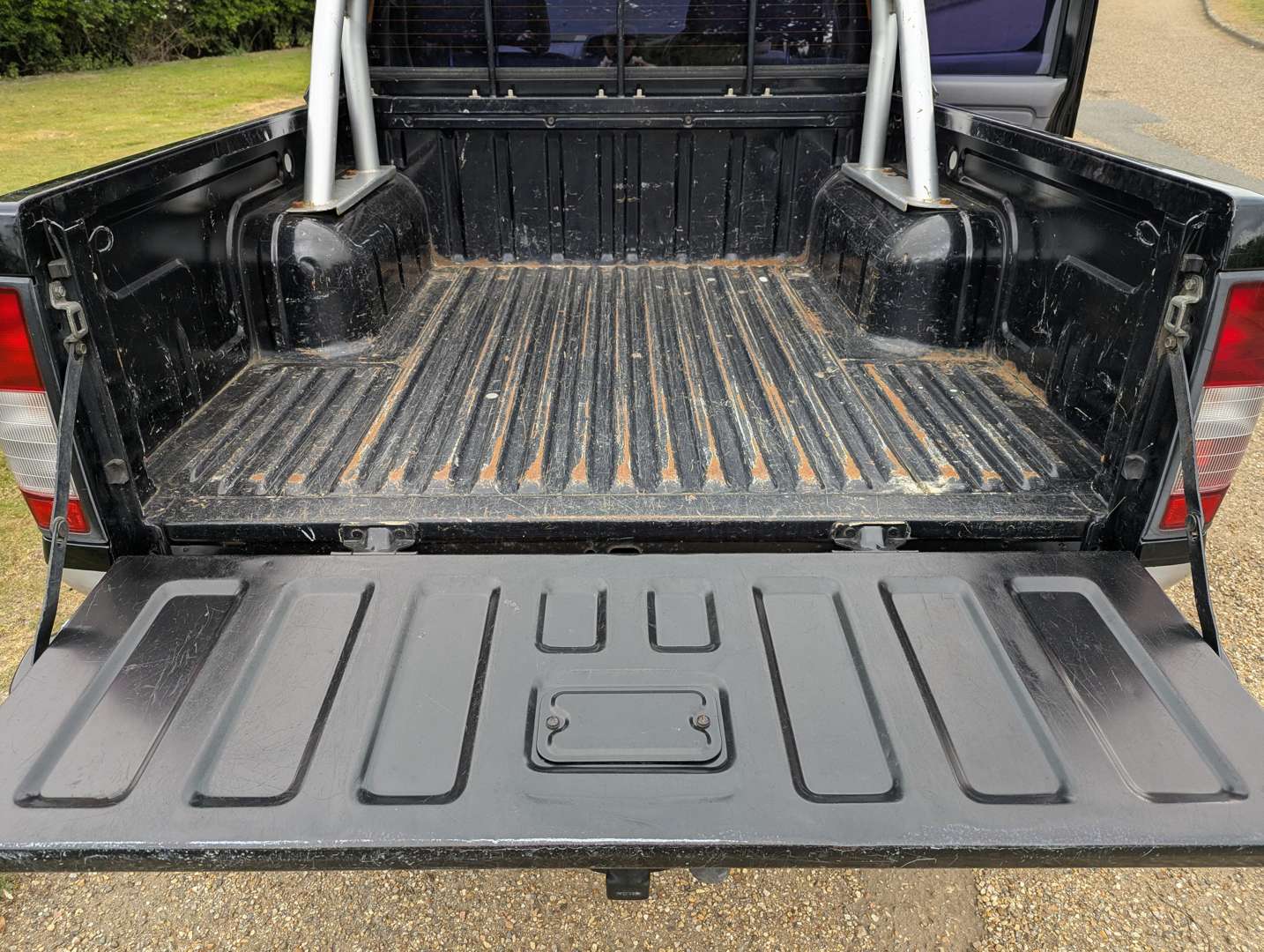 <p>2001 NISSAN NAVARA DOUBLE CAB</p>