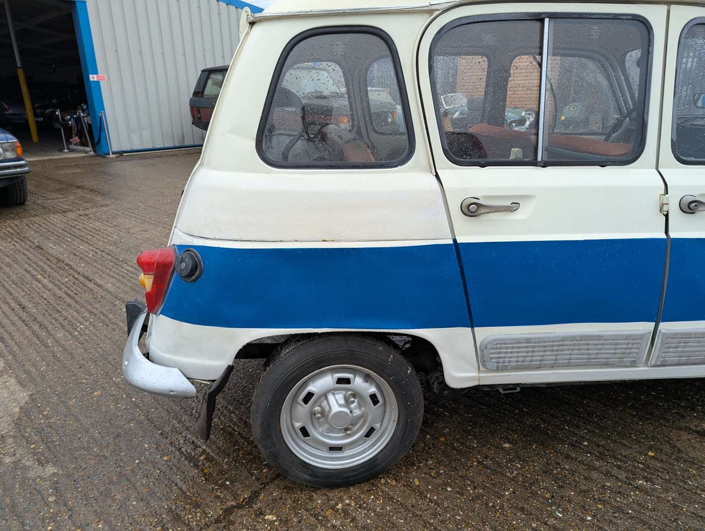 <p>1982 RENAULT 4 GTL</p>