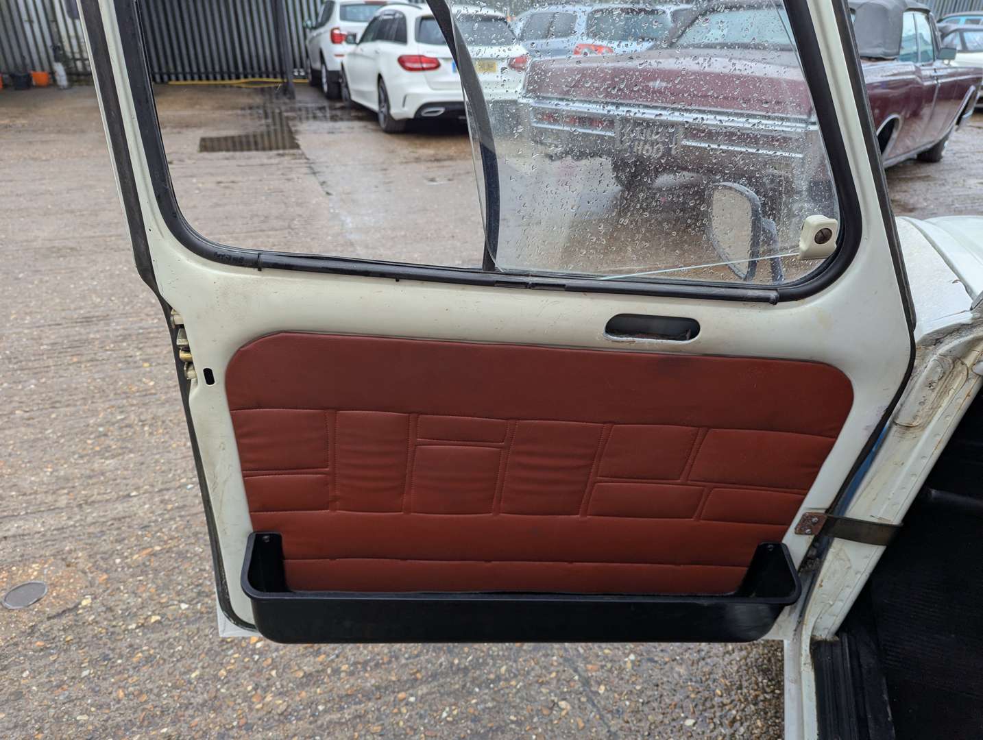<p>1982 RENAULT 4 GTL</p>