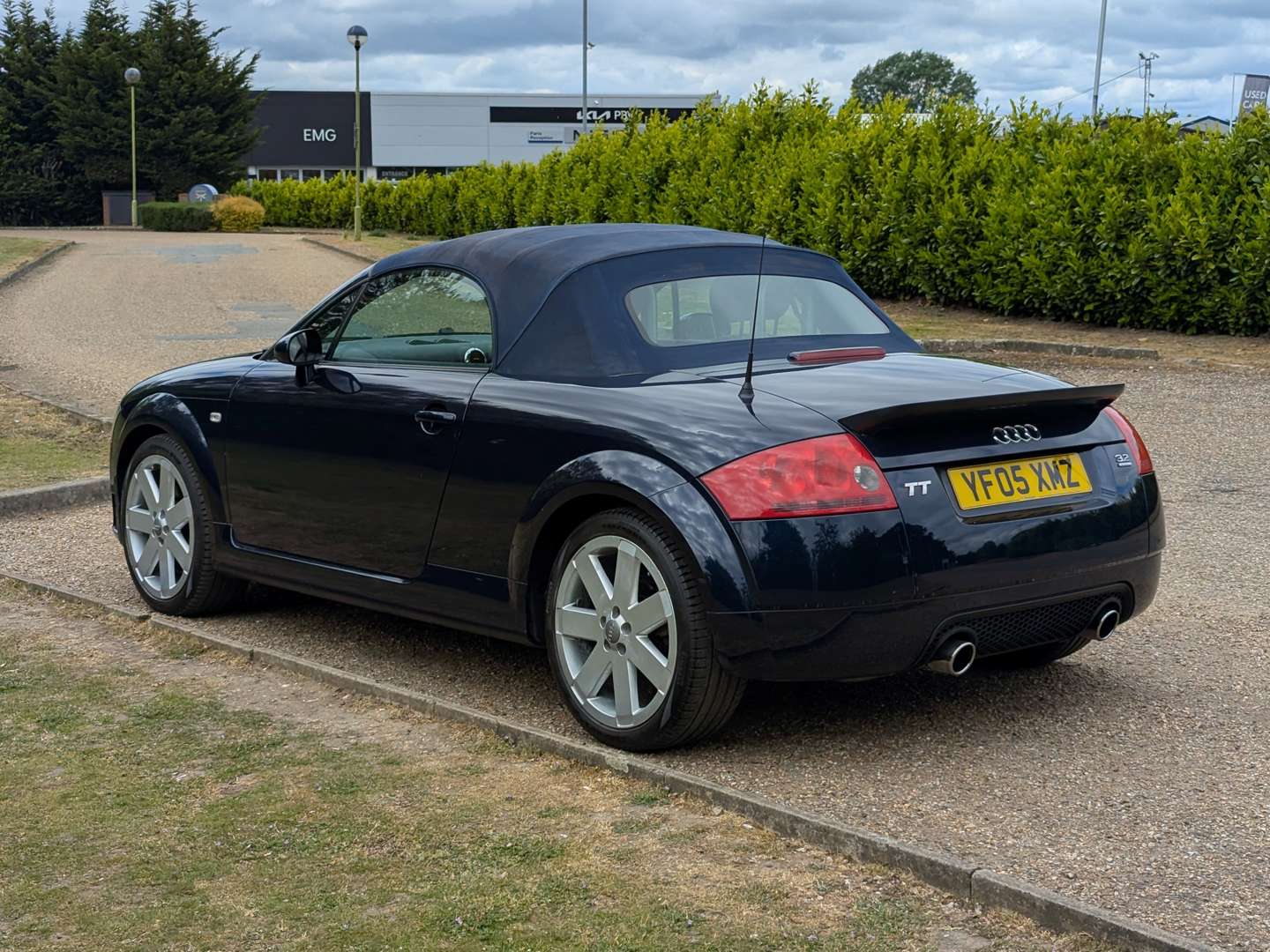 <p>2005 AUDI TT 3.2 V6 QUATTRO</p>