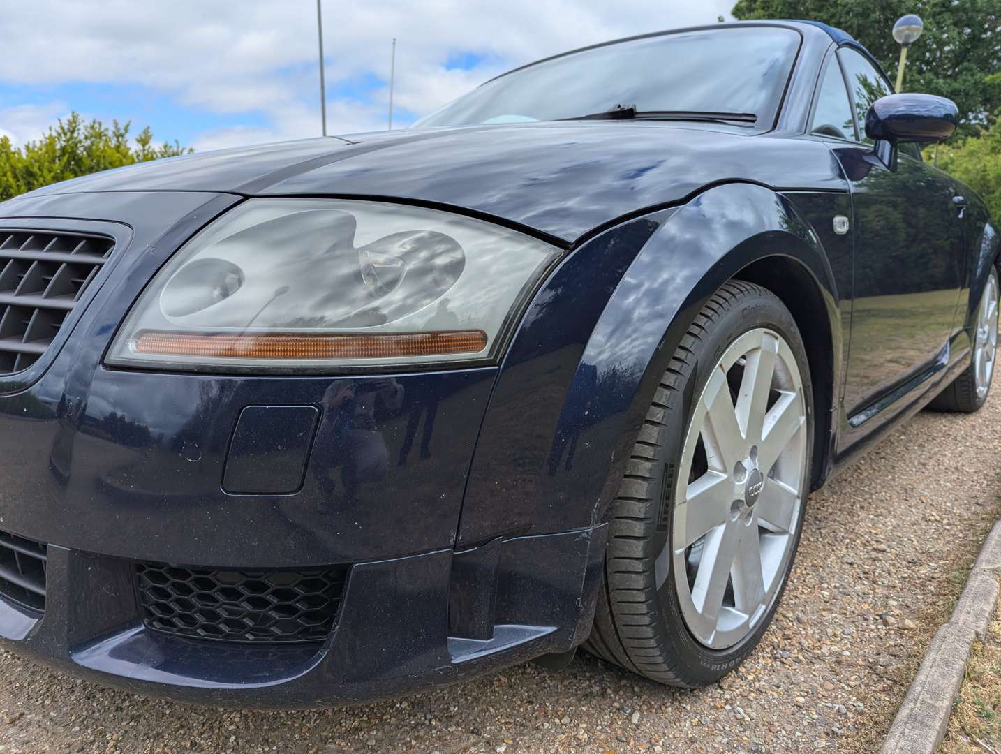 <p>2005 AUDI TT 3.2 V6 QUATTRO</p>