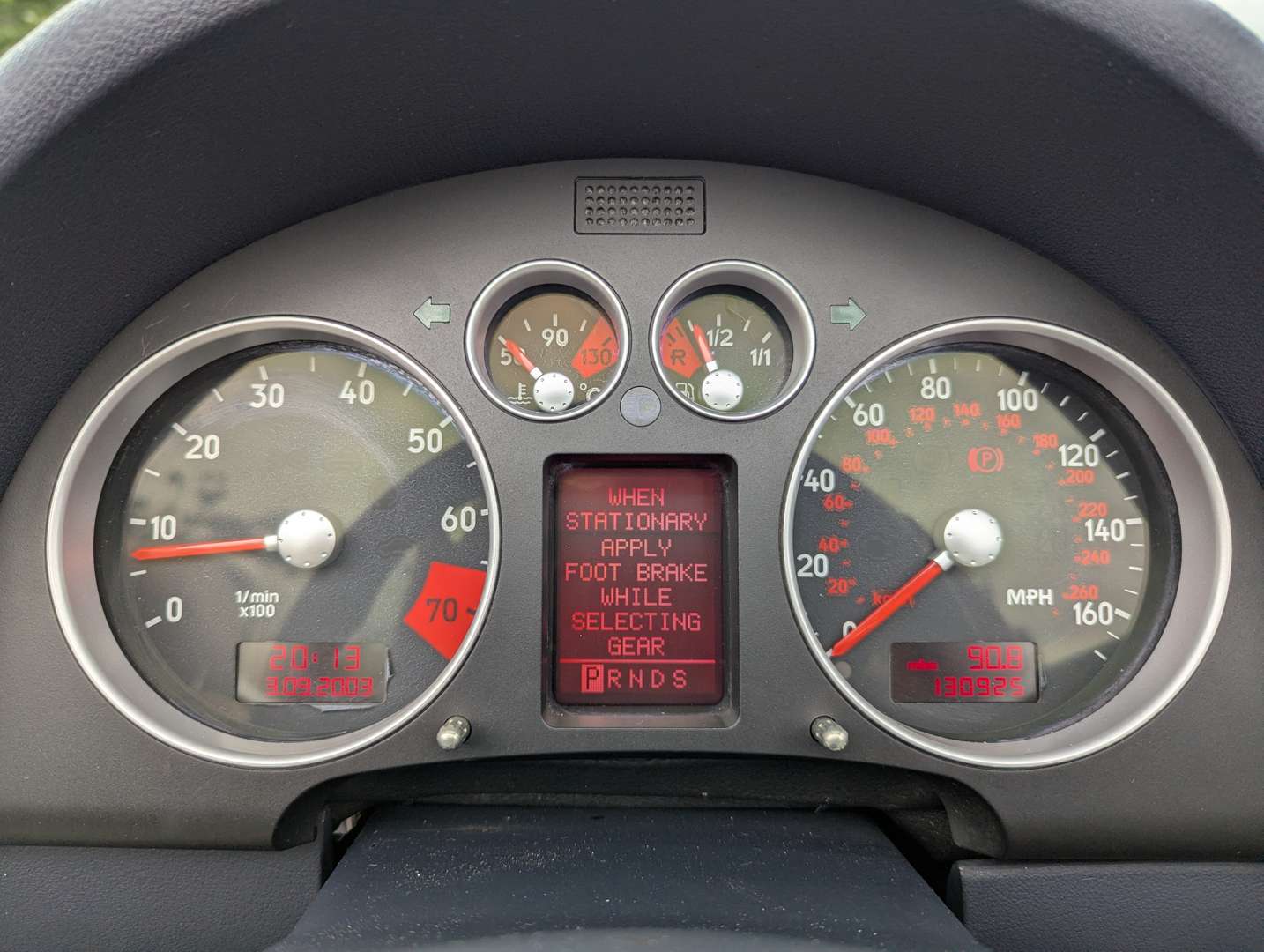 <p>2005 AUDI TT 3.2 V6 QUATTRO</p>