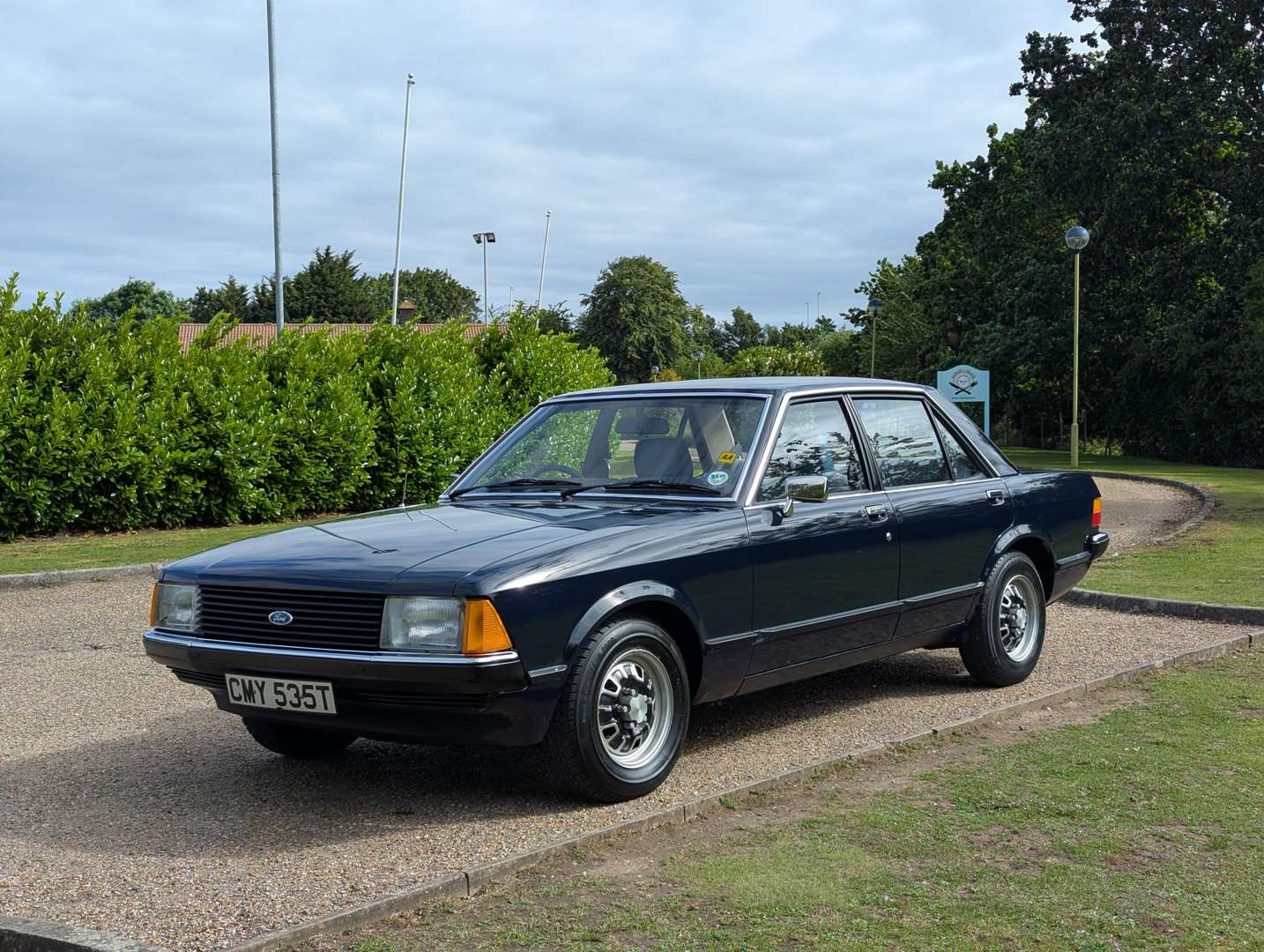 <p>1979 FORD GRANADA 2.0L</p>