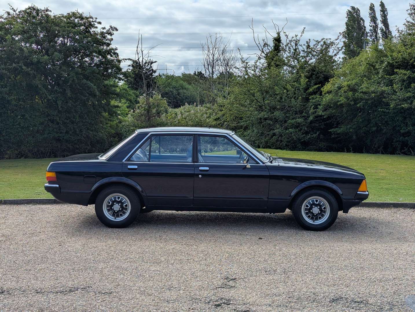 <p>1979 FORD GRANADA 2.0L</p>