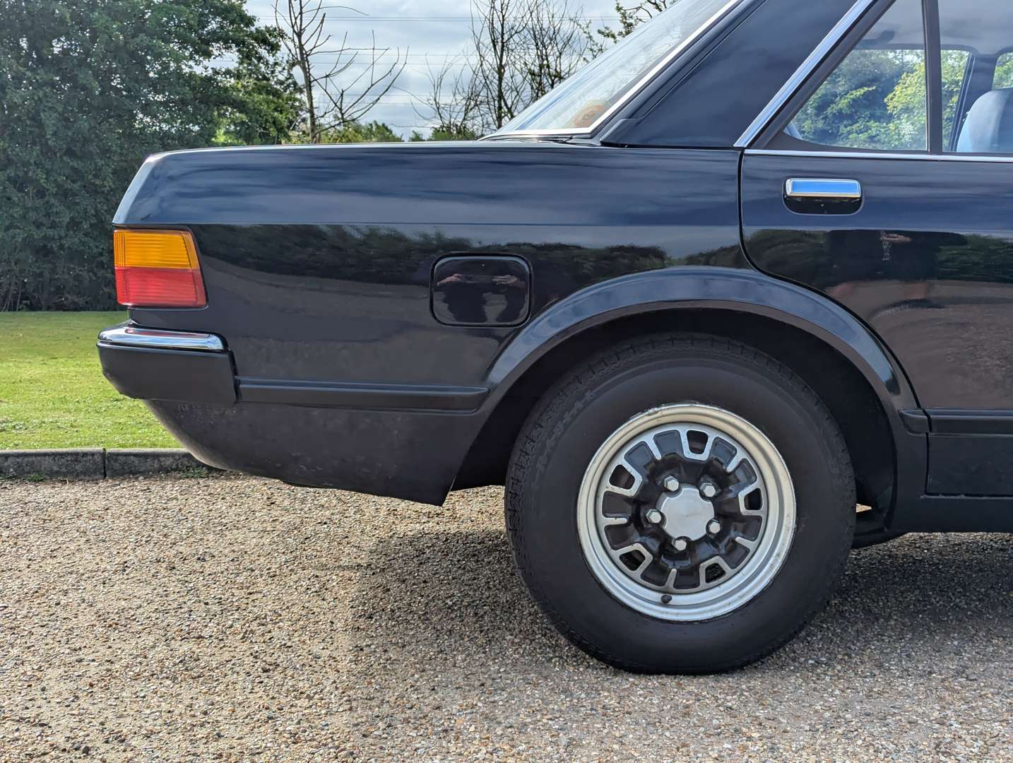 <p>1979 FORD GRANADA 2.0L</p>