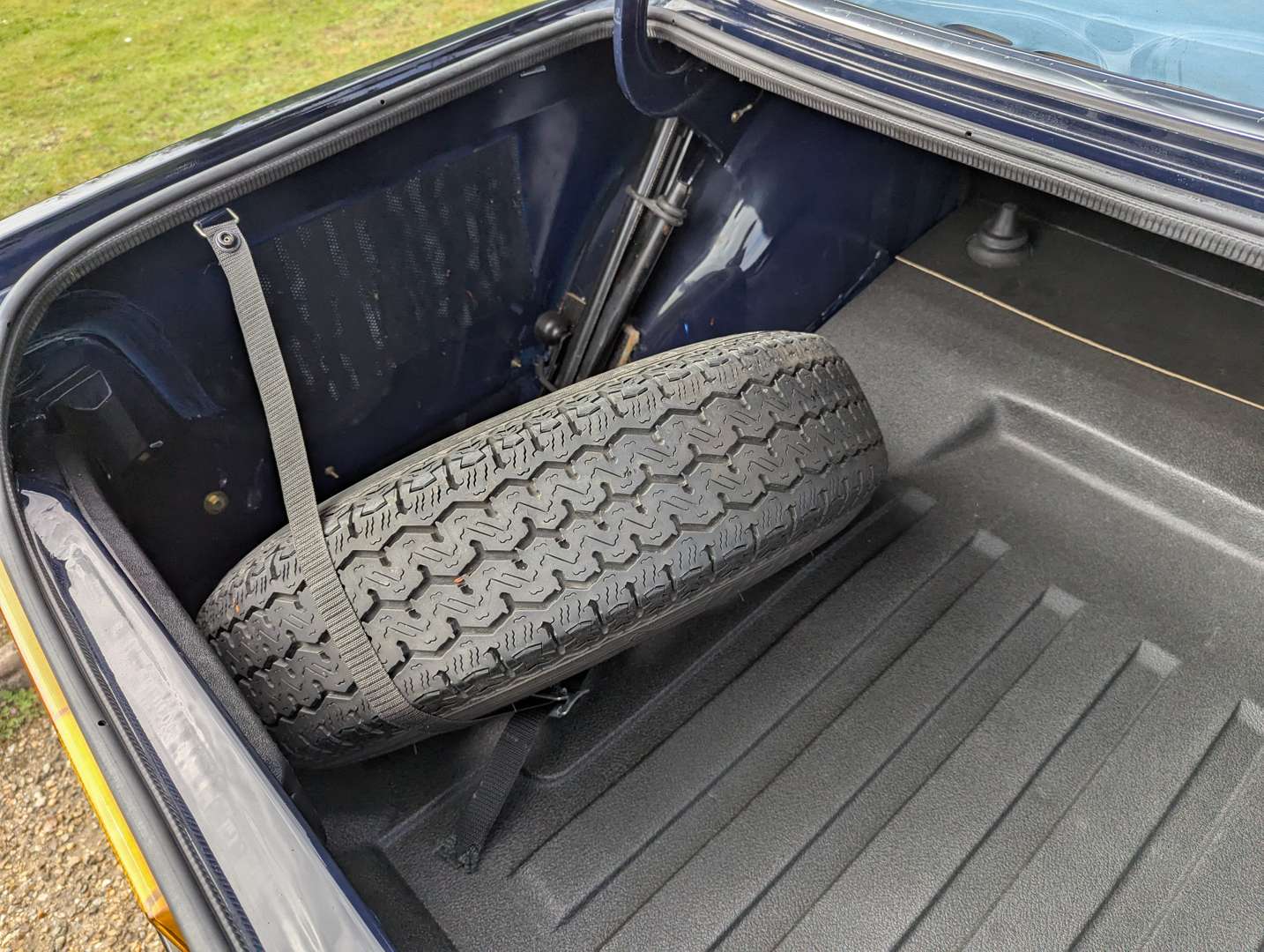 <p>1979 FORD GRANADA 2.0L</p>