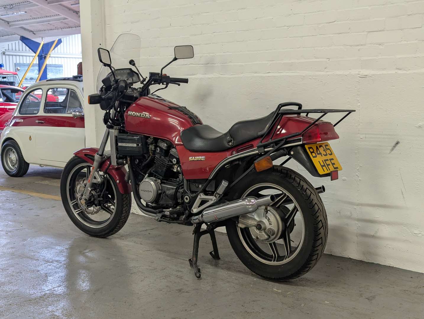 <p>1985 HONDA SABRE VF 750</p>