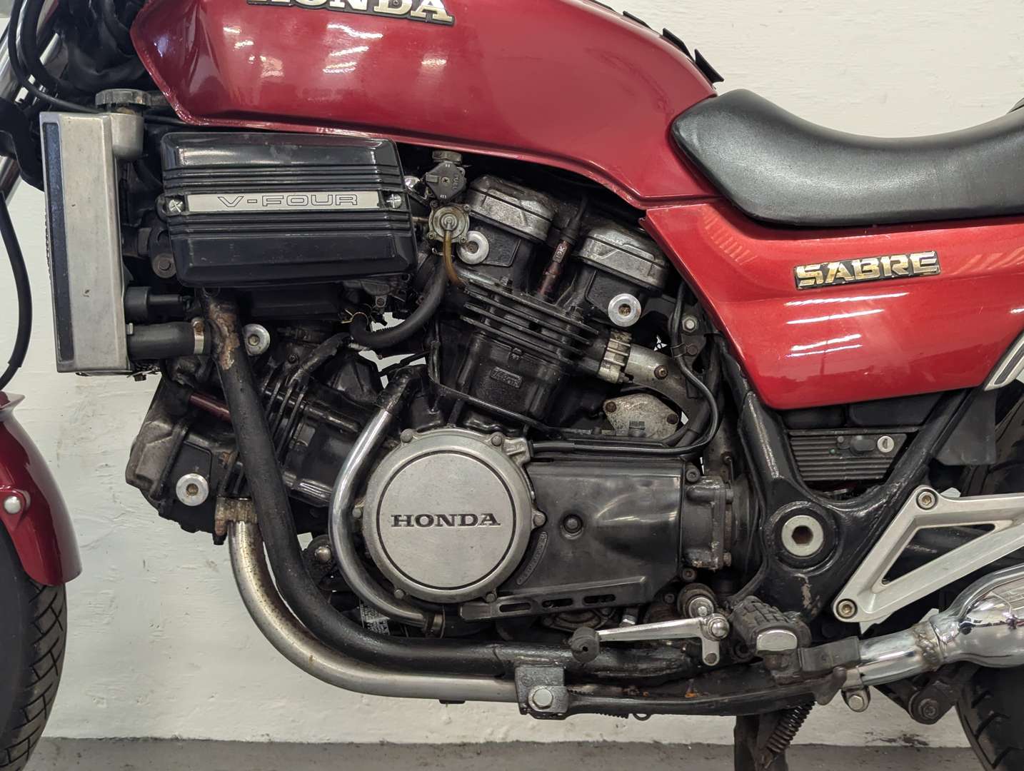 <p>1985 HONDA SABRE VF 750</p>