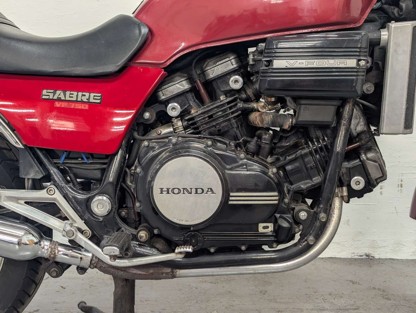 <p>1985 HONDA SABRE VF 750</p>