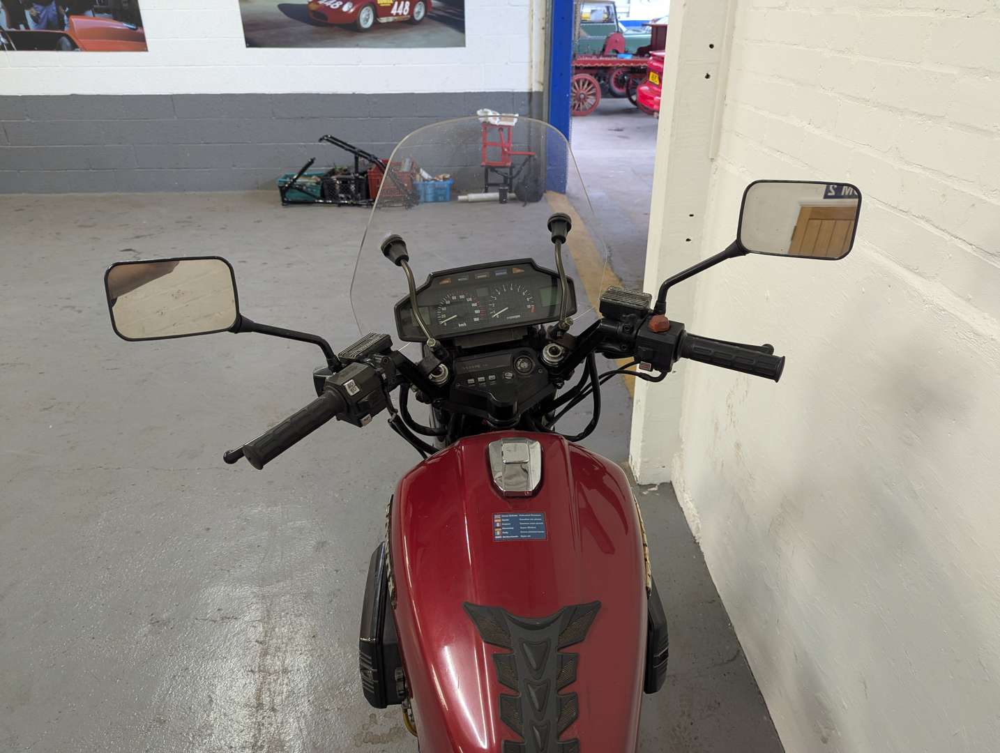 <p>1985 HONDA SABRE VF 750</p>