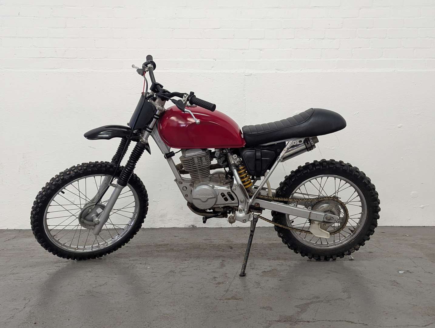 <p>2004 HONDA CRF 100F</p>
