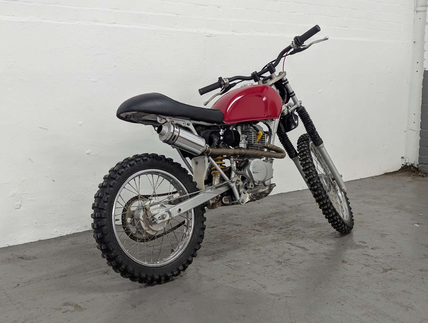 <p>2004 HONDA CRF 100F</p>