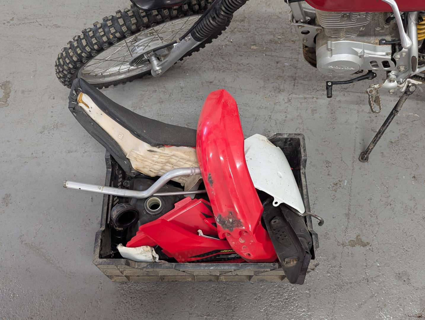 <p>2004 HONDA CRF 100F</p>