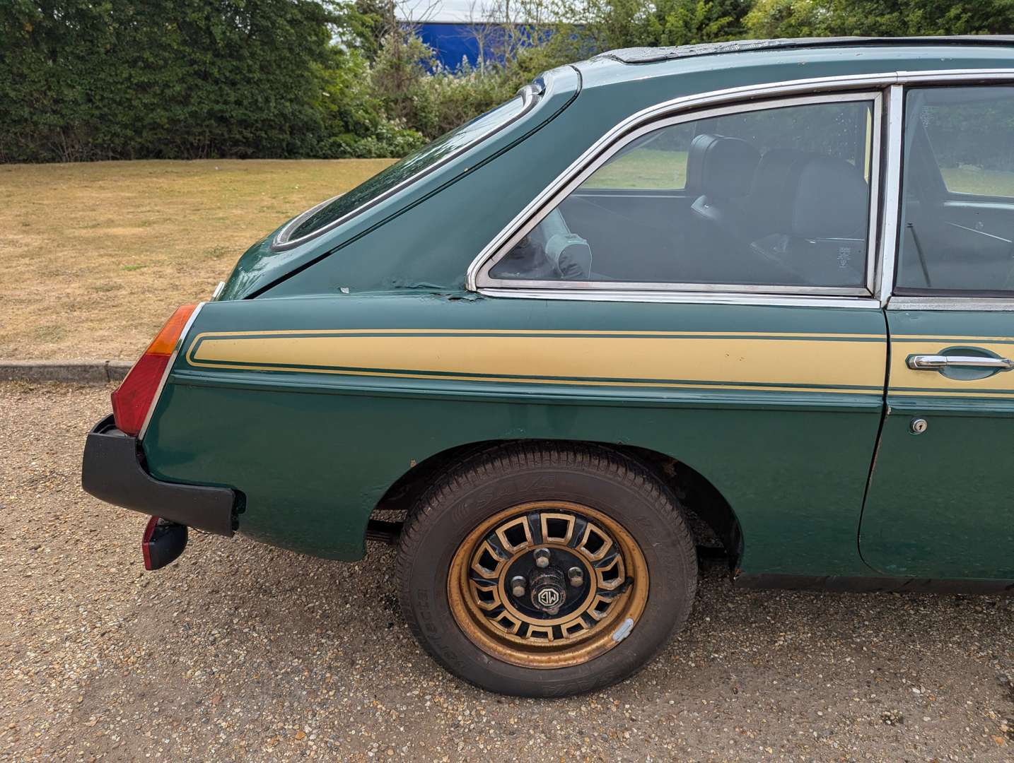 <p>1975 MG B GT</p>