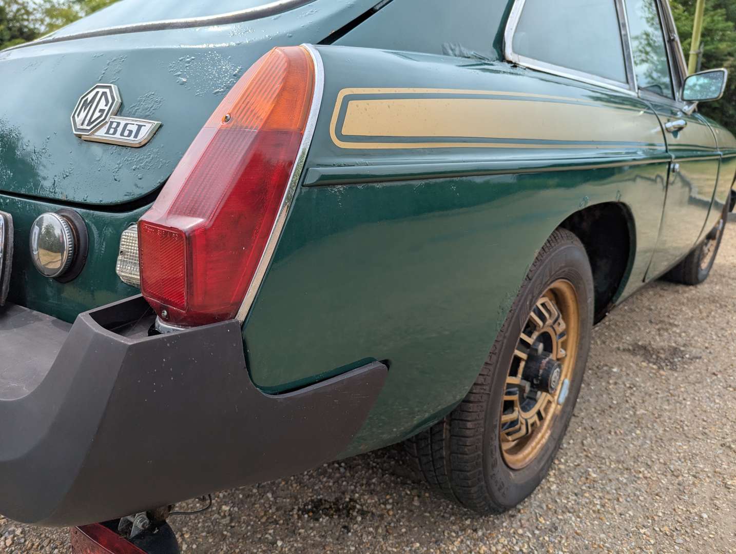 <p>1975 MG B GT</p>