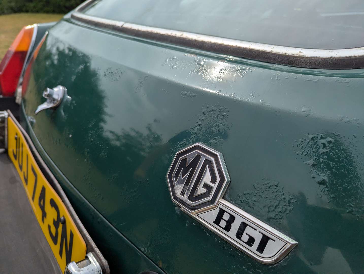 <p>1975 MG B GT</p>