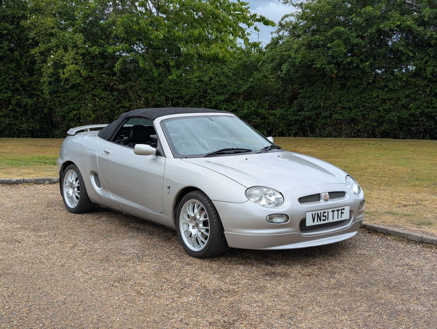 <p>2001 MG F FREESTYLE</p>