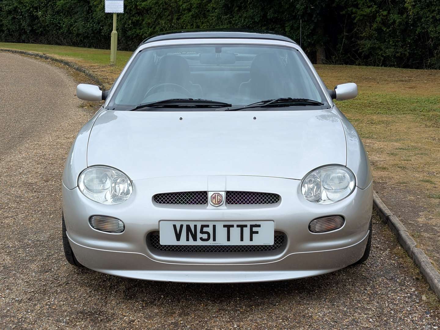 <p>2001 MG F FREESTYLE</p>