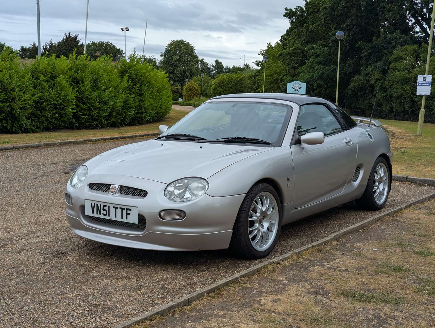 <p>2001 MG F FREESTYLE</p>