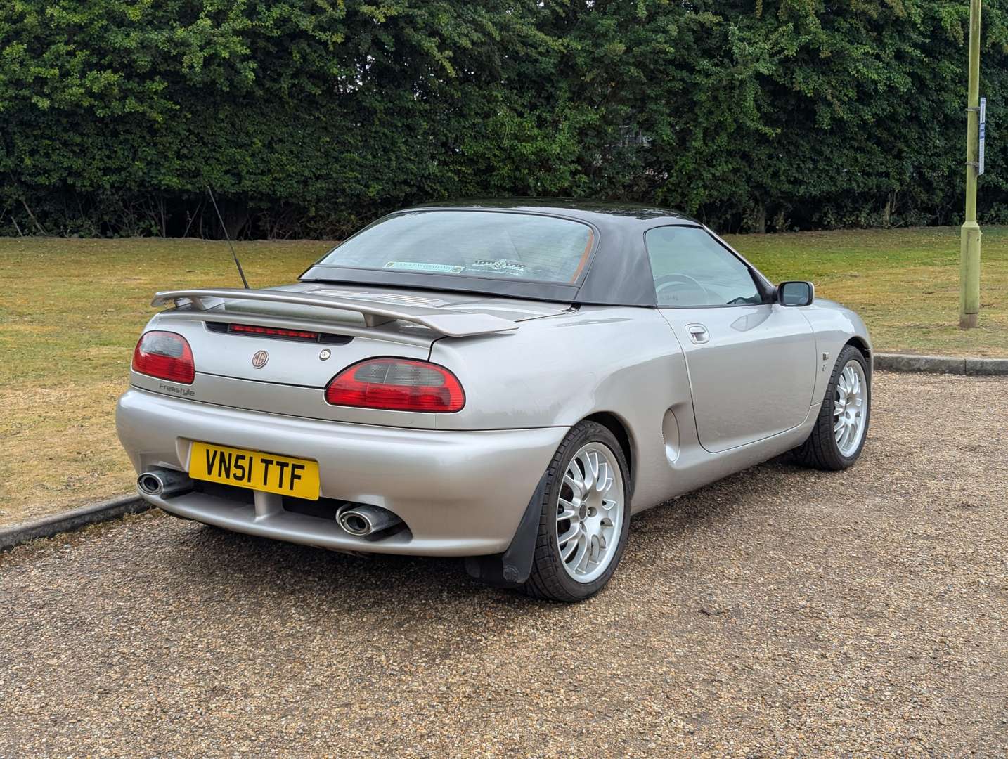 <p>2001 MG F FREESTYLE</p>