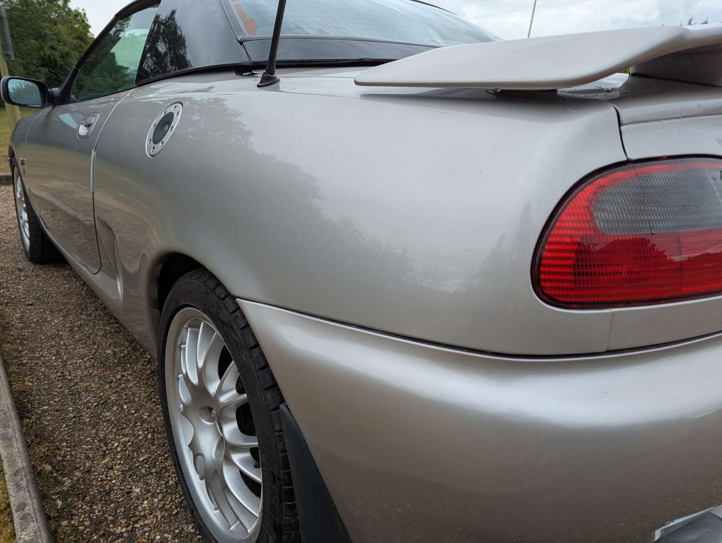<p>2001 MG F FREESTYLE</p>