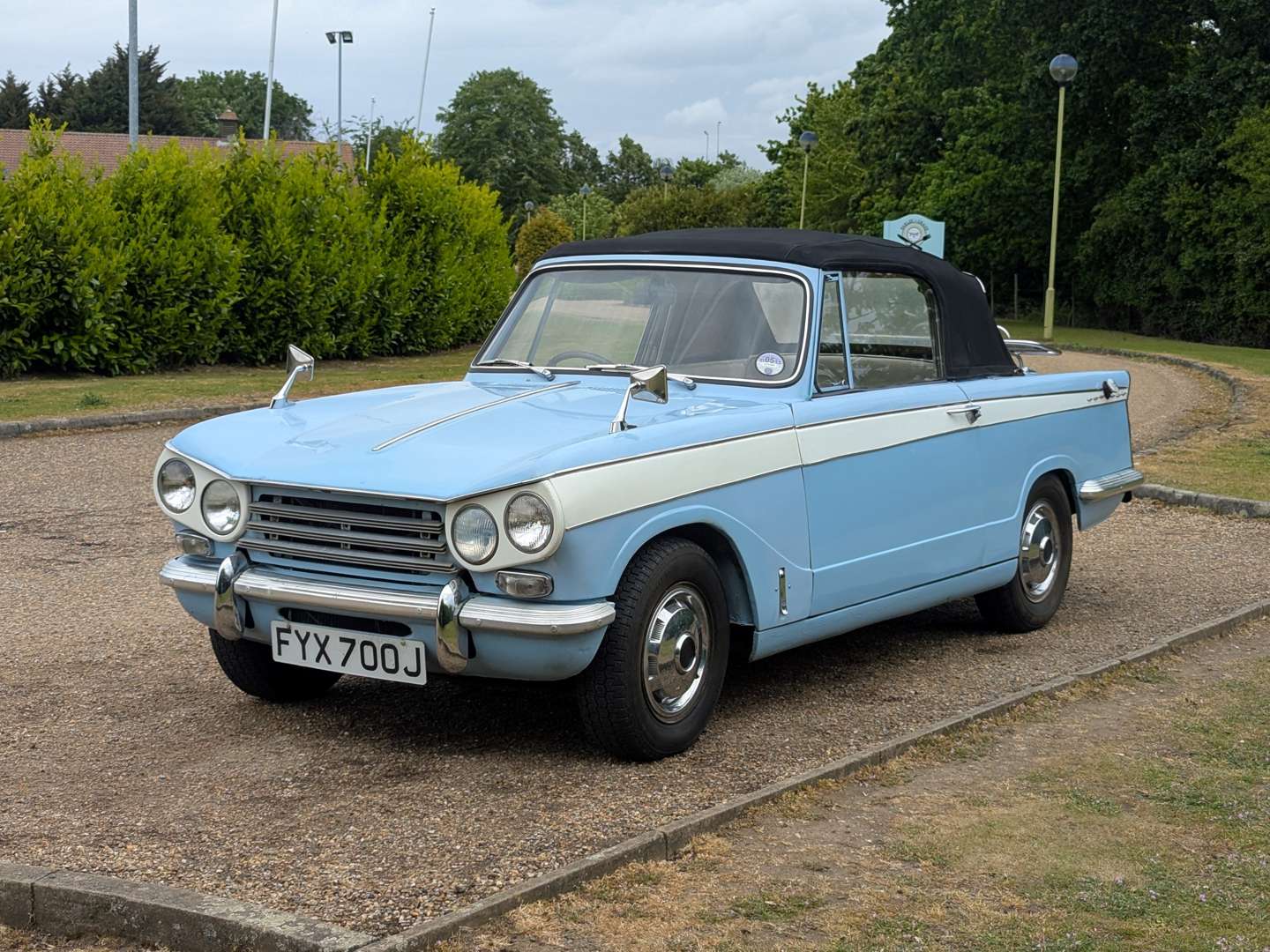 <p>1971 TRIUMPH VITESSE</p>