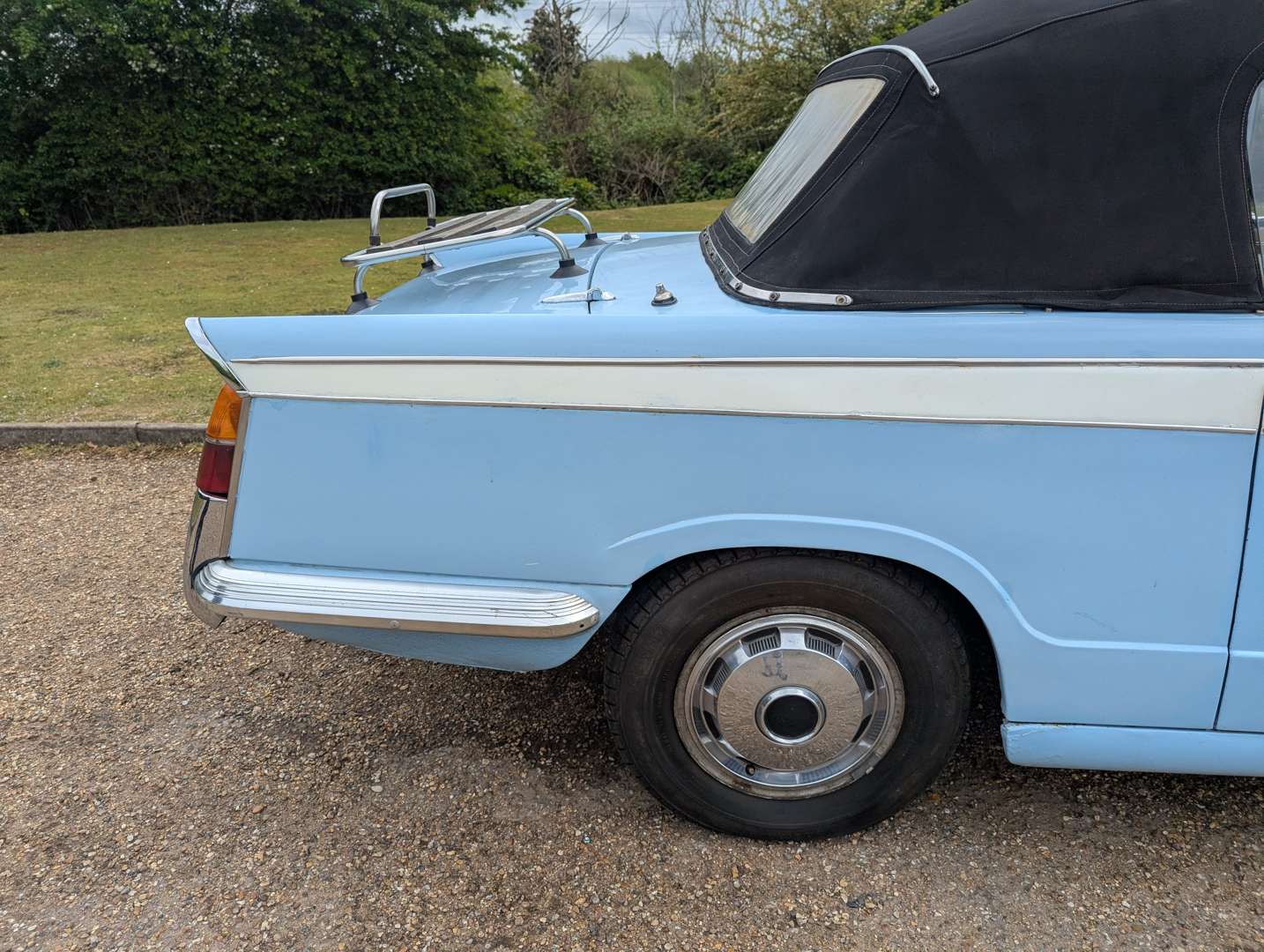 <p>1971 TRIUMPH VITESSE</p>
