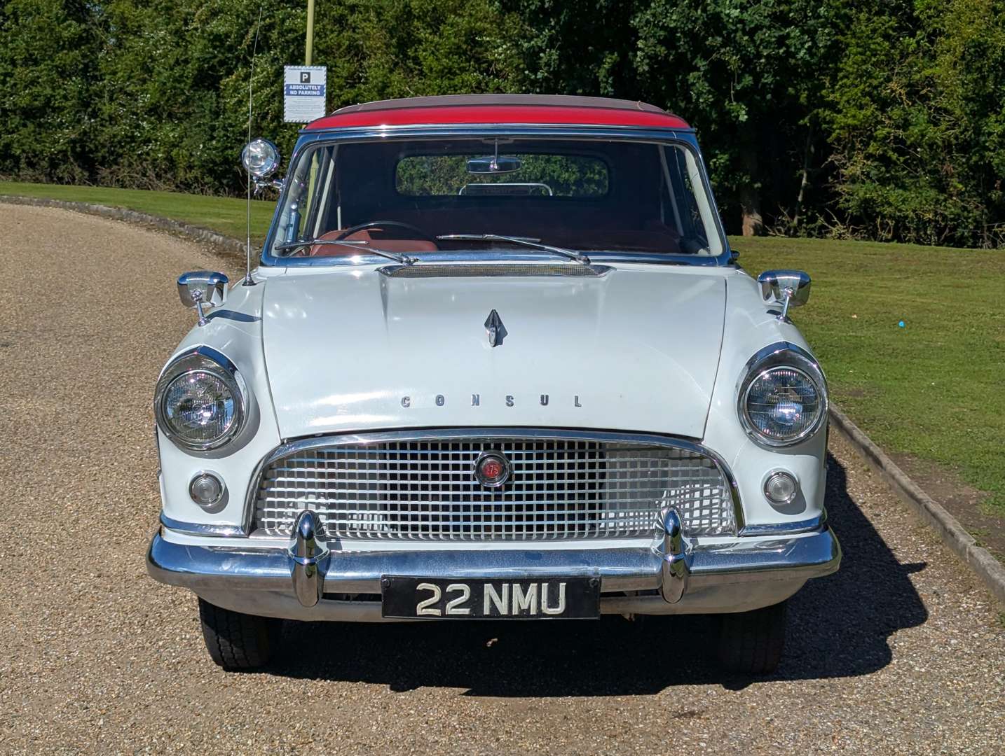 <p>1961 FORD CONSUL 375 CONVERTIBLE</p>