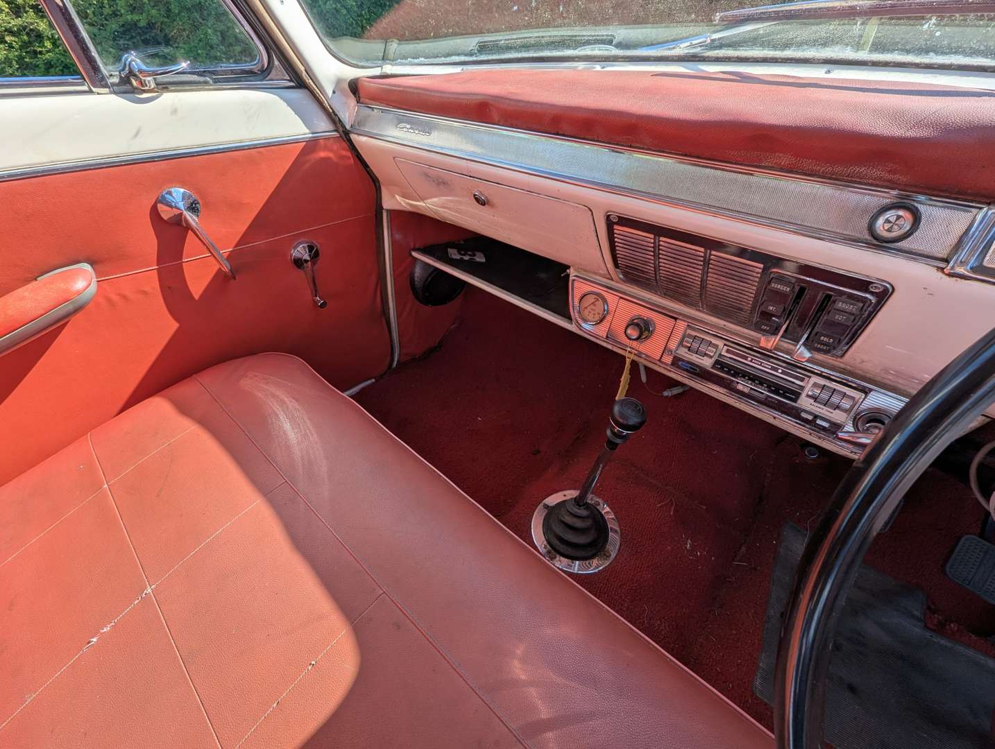 <p>1961 FORD CONSUL 375 CONVERTIBLE</p>